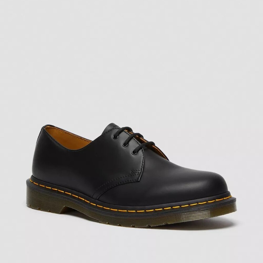 Dr. Martens leather oxford shoes size 10